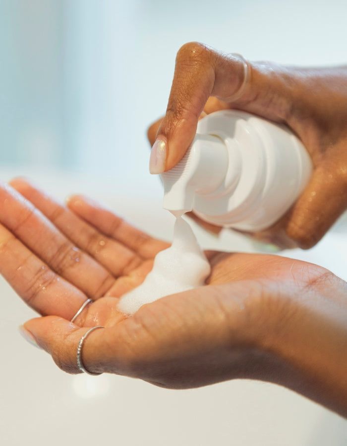 Avene Mattifying Cleansing Foam