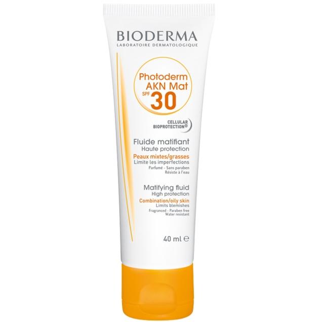 Tube of Bioderma Photoderm AKN Mat SPF30, 40ml — sunscreen for oily and acne-prone skin with mattifying and anti-blemish properties.