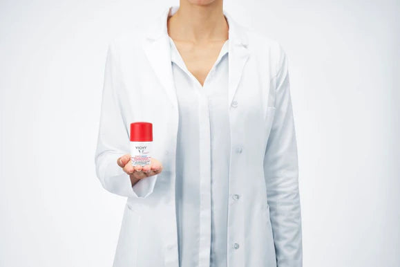 VICHY Stress Resist Roll-On – déodorant roll-on 48 h anti-transpirant et anti-odeurs pour peaux sensibles