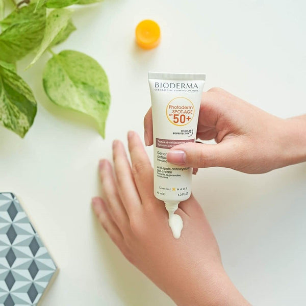 Bioderma Photoderm Spot‑Age SPF 50+ 40 ml – High-protection broad-spectrum sunscreen with Spot‑Age brightening complex to shield skin from UVA/UVB rays and reduce pigmentation spots