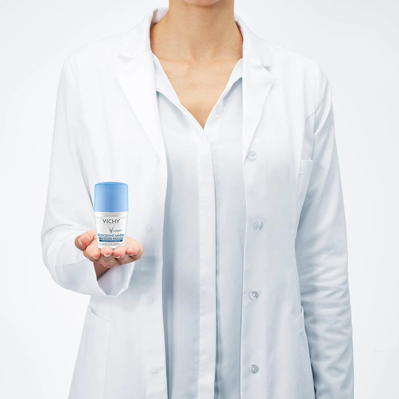 Vichy_48H_Mineral_Deodorant_Roll-On_for_sensitive_skin_alcohol-free_and_aluminum-free_50ml.